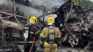 COLISÃO FRONTAL ENTRE ÔNIBUS E CARRETA DEIXA MORTOS NA BR-251