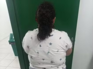 MULHER QUE SE PASSOU POR MENINA DE 12 ANOS TERIA APLICADO OUTROS GOLPES